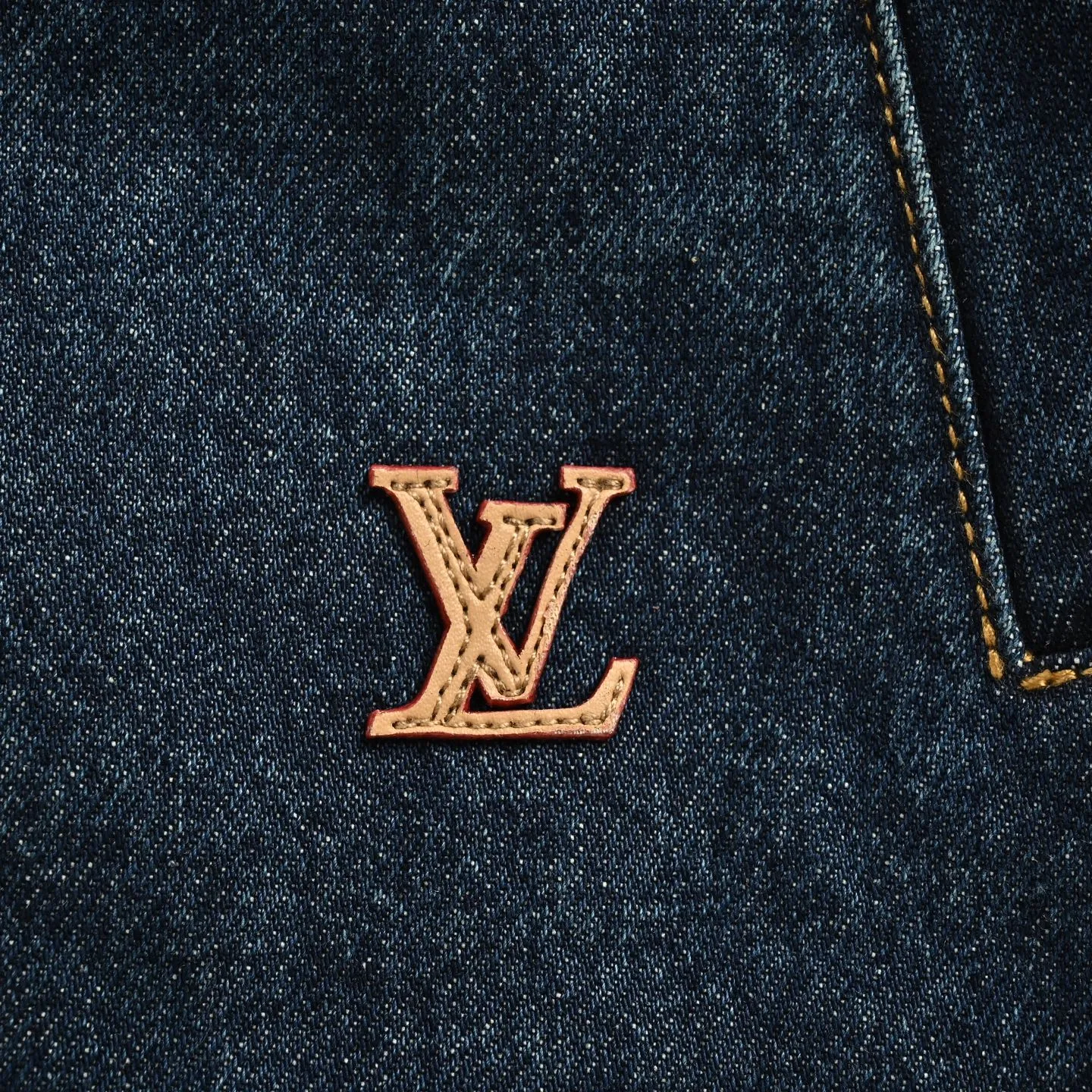 Louis Vuitton/